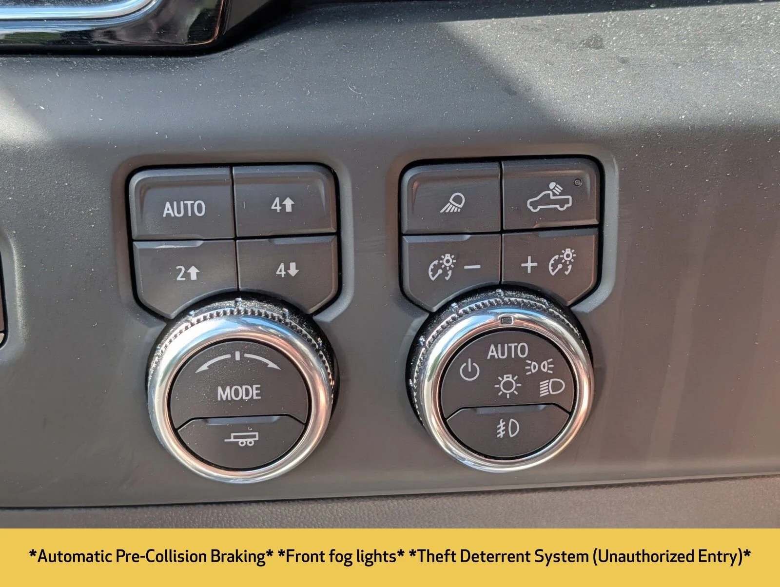 Used 2024 Onyx Black GMC Denali image 17