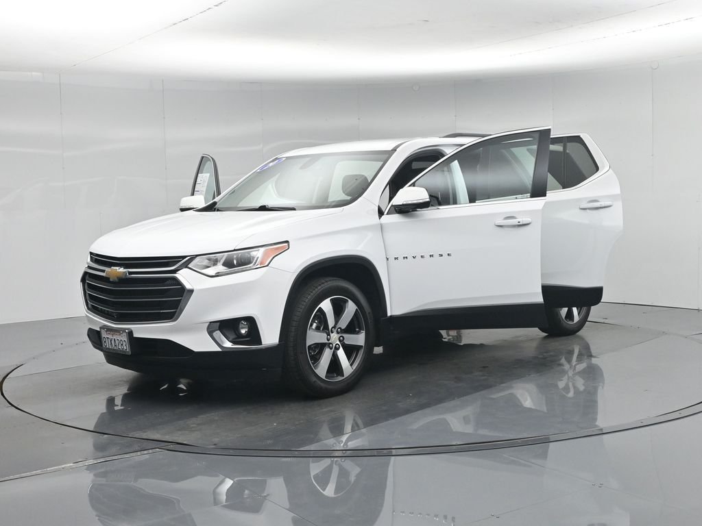 Certified Used 2020 White Chevrolet 3LT image 34