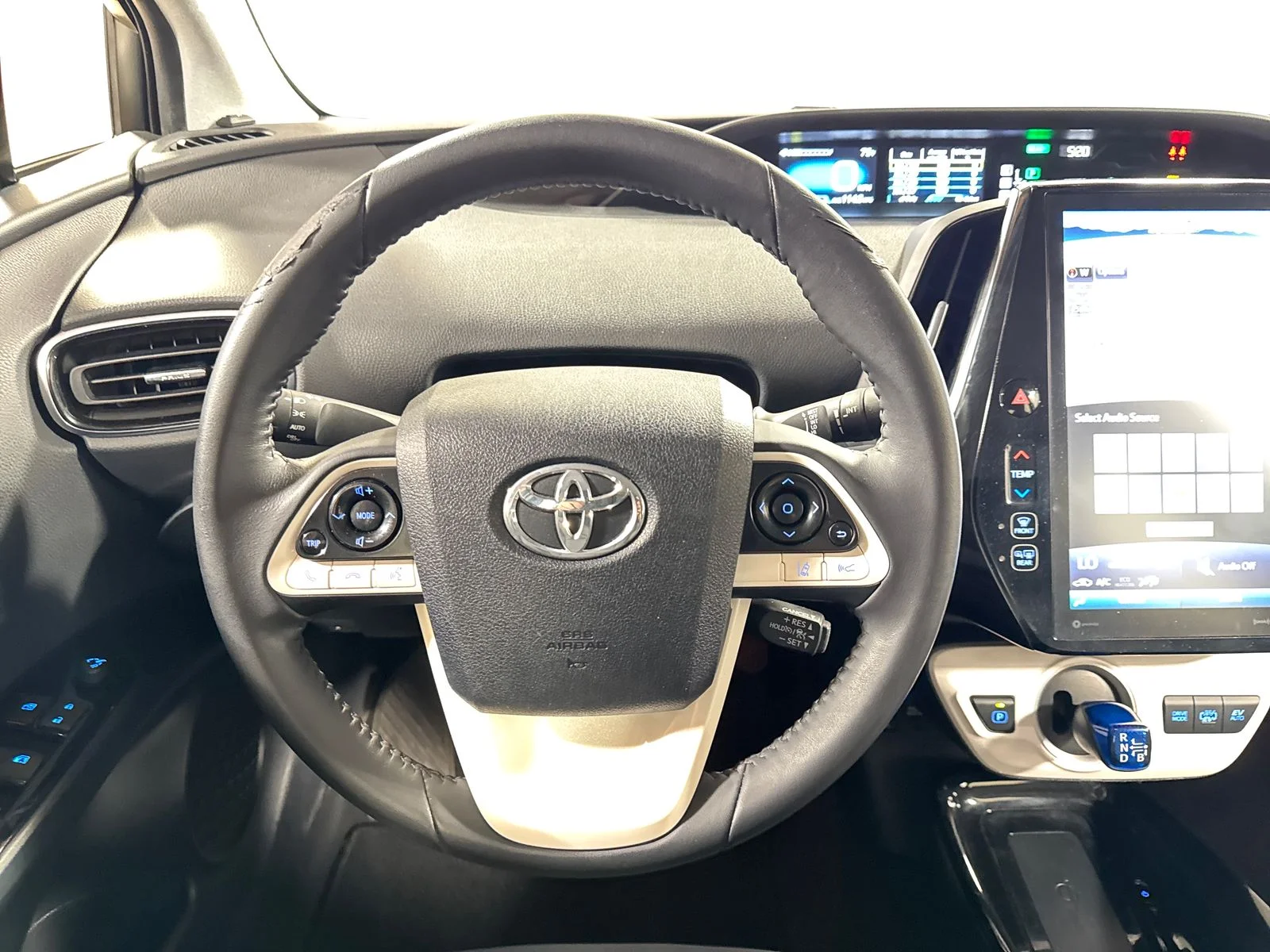 Used 2017 Blizzard Pearl Toyota Premium image 19