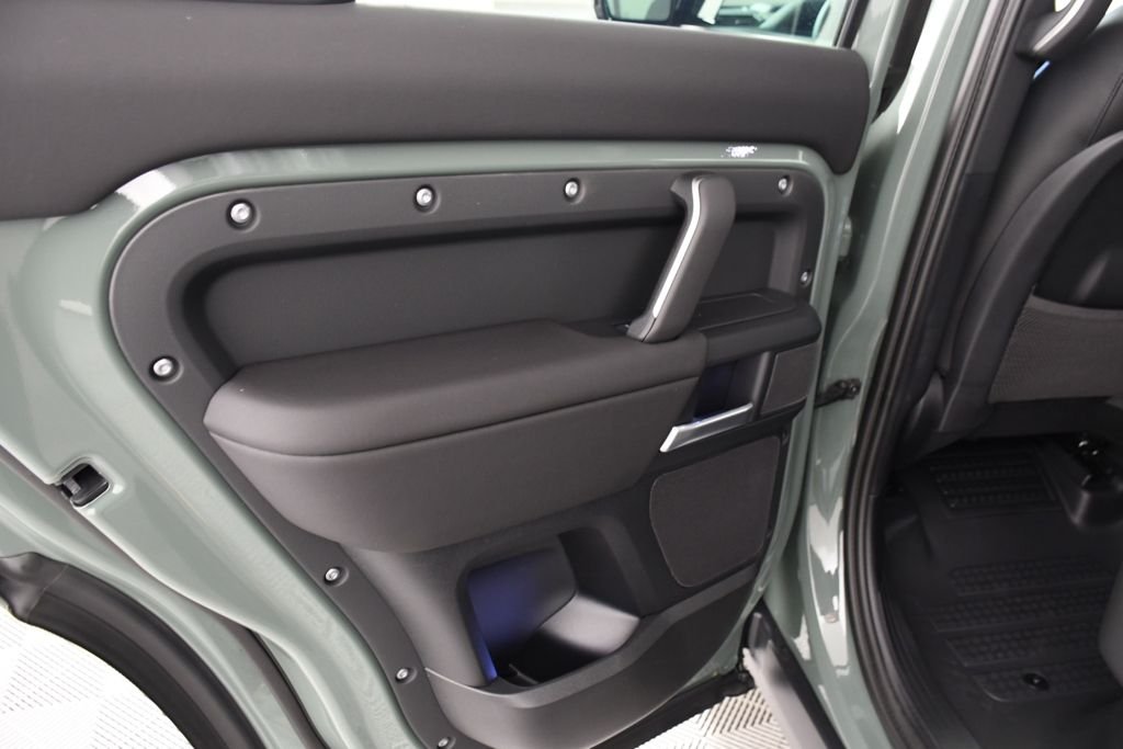 New 2026 Keswick Green Land Rover  image 25