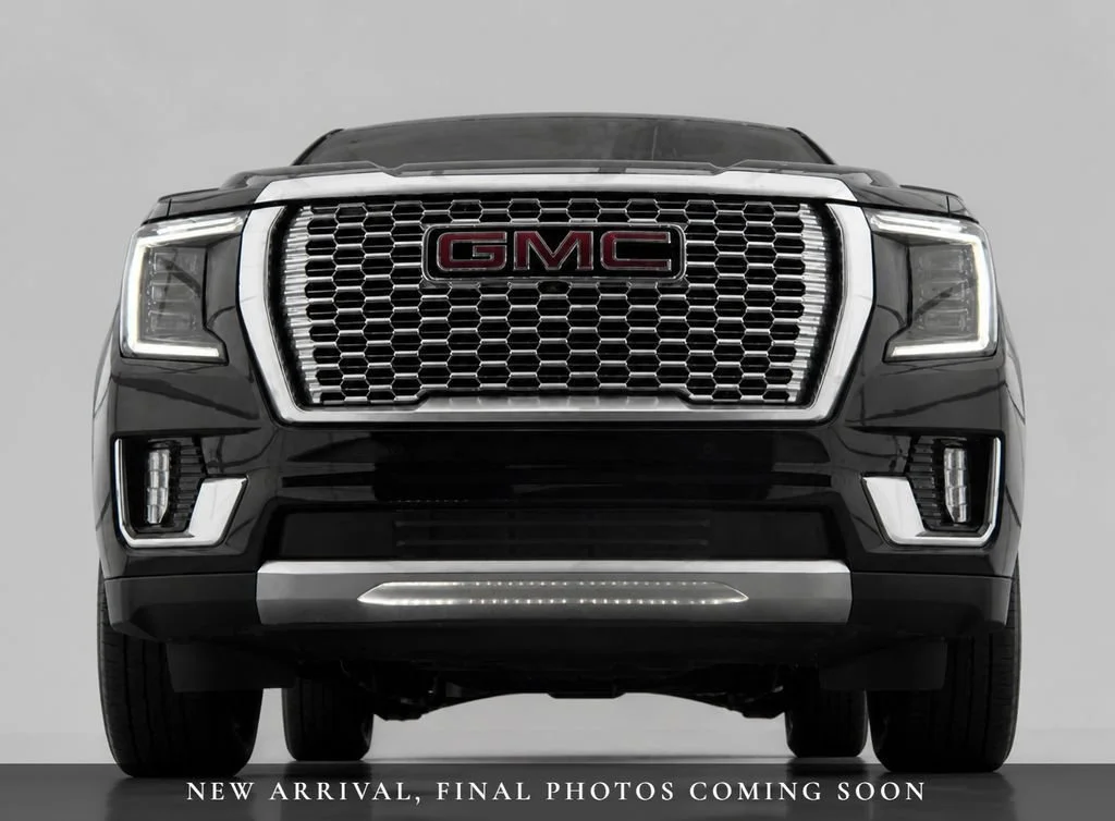Used 2021 ONYX BLACK GMC Denali image 3