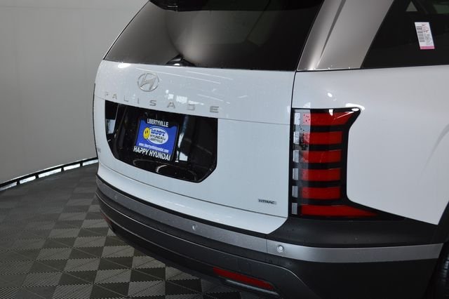 New 2026 White Hyundai SEL 8P image 10