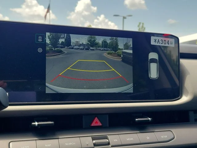 New 2027 Snow White Pearl Kia S image 22