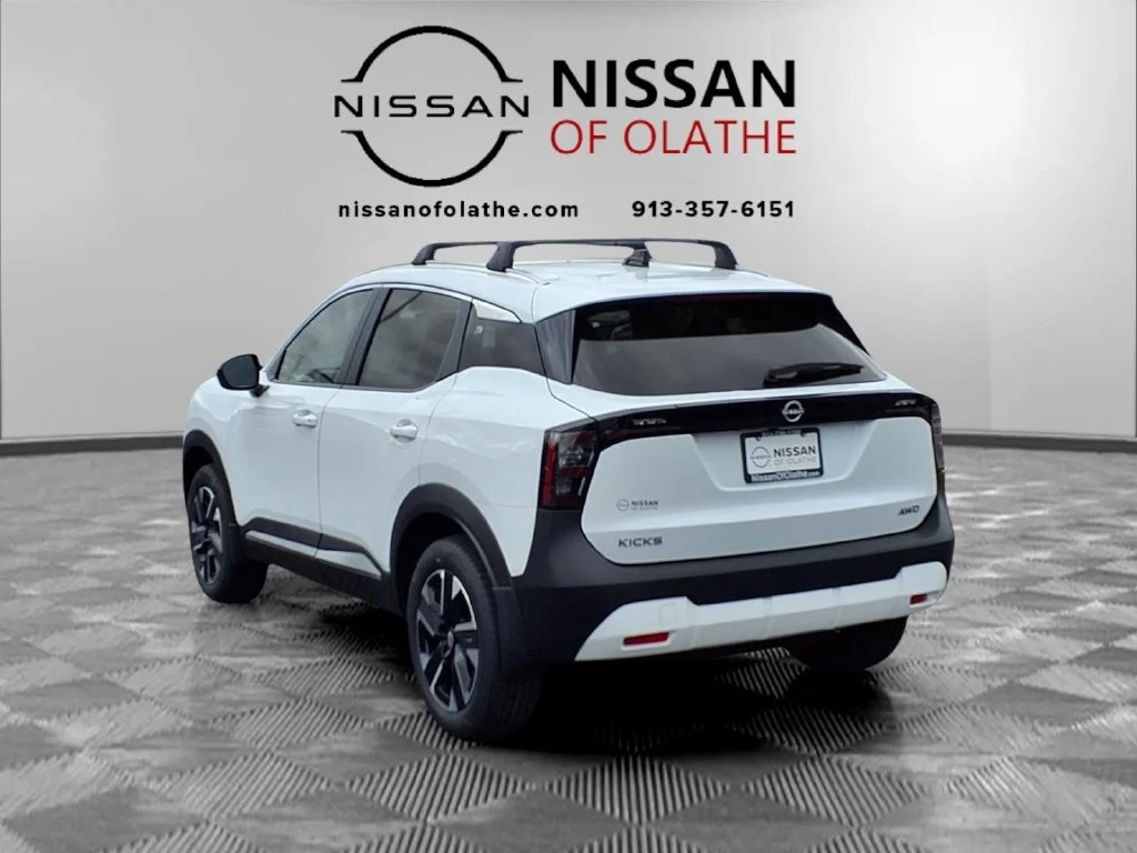 New 2027 White Nissan SV image 3