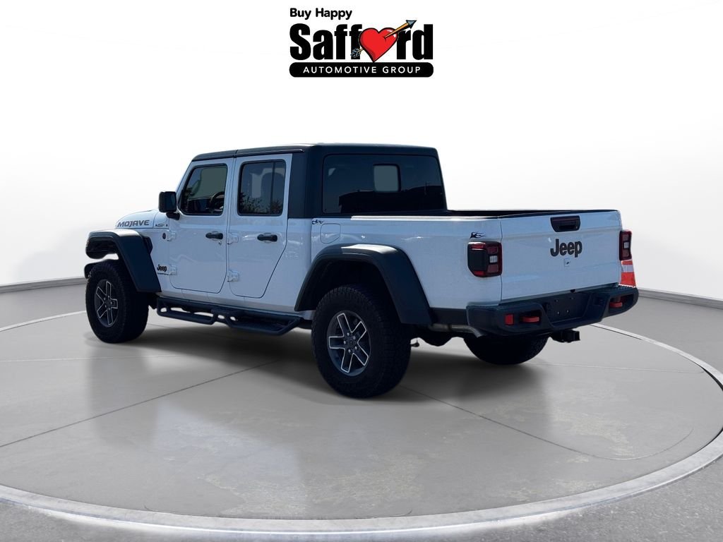 Used 2025 White Jeep Mojave image 5
