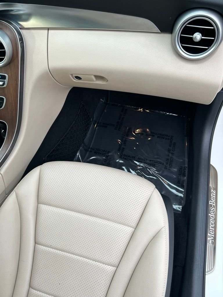 Used 2021 White Mercedes-Benz C 300 image 18