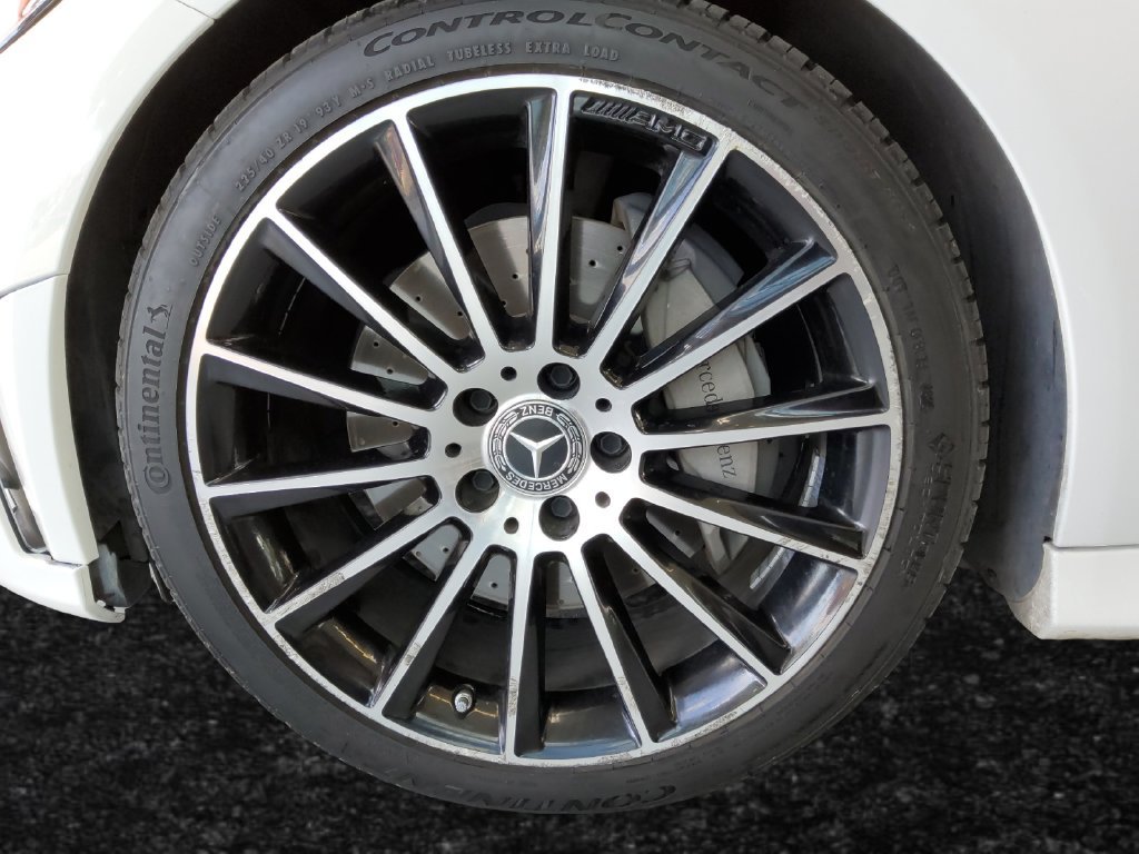 Used 2023  Mercedes-Benz C 300 image 27