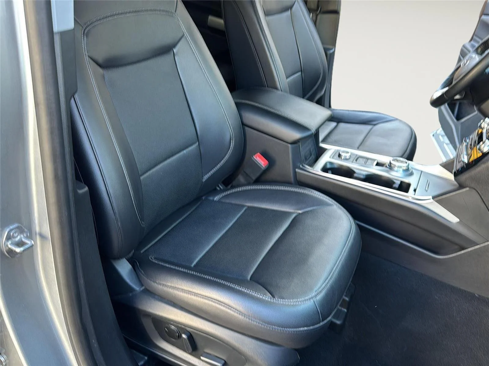 2023 Ford Explorer Limited - Photo 36