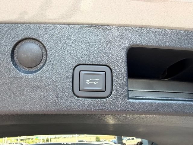 2027 GMC Terrain Elevation - Photo 8