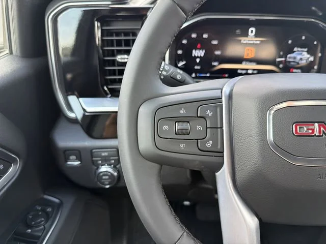 New 2026 Summit White GMC SLE image 30
