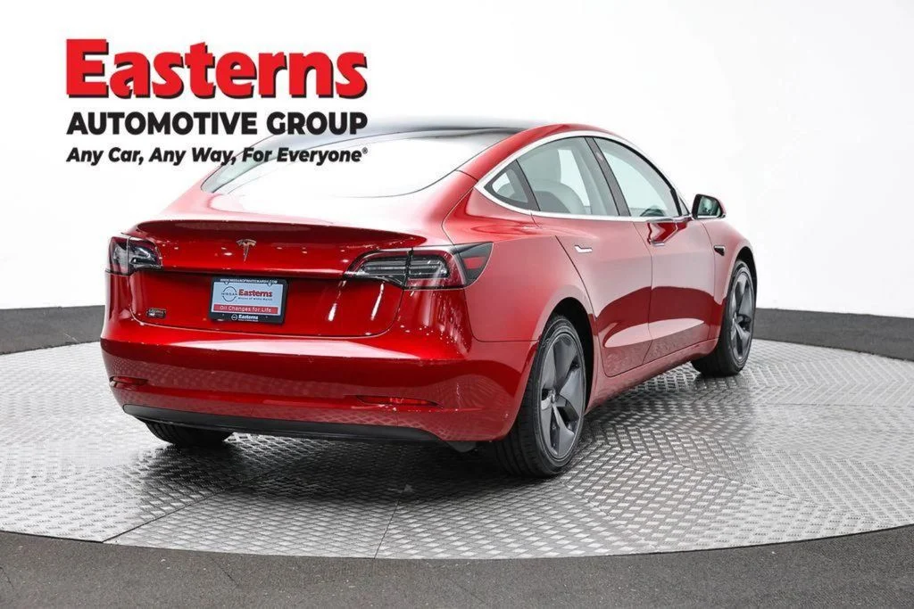 Used 2018 Red Tesla Long Range image 6