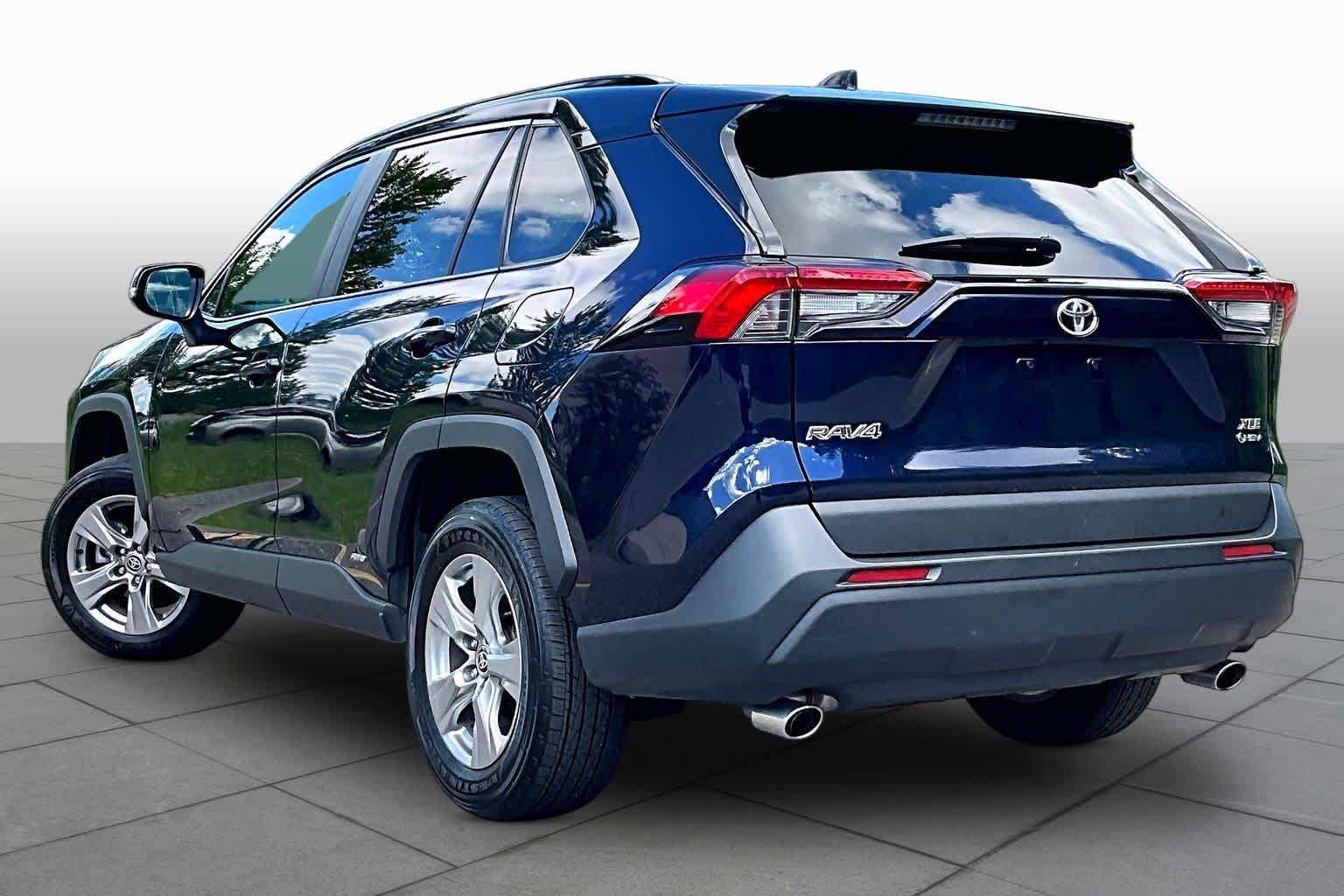 Used 2025 Blueprint Toyota Hybrid XLE image 12