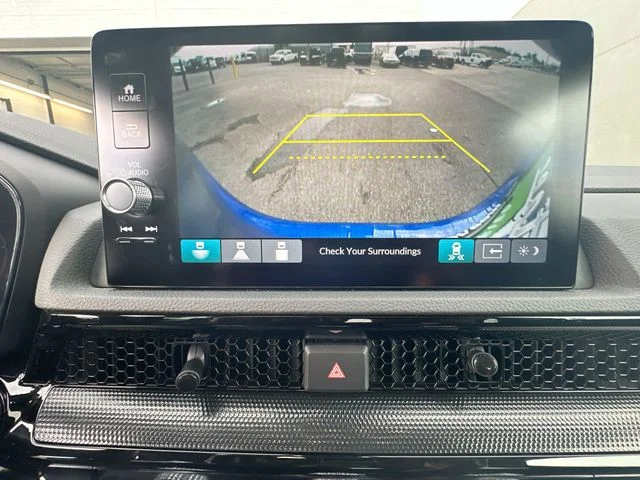 Used 2024  Honda EX-L image 19