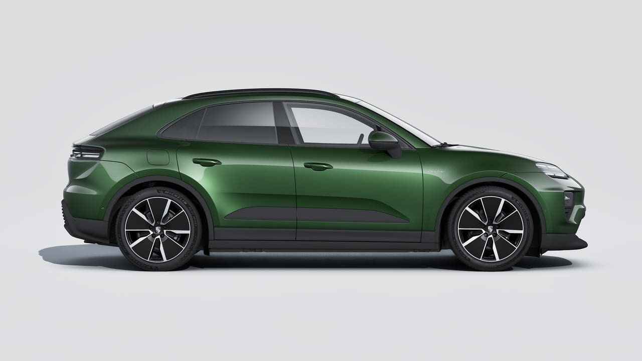 New 2026 Oak Green Metallic Neo Porsche 4 Electric image 6