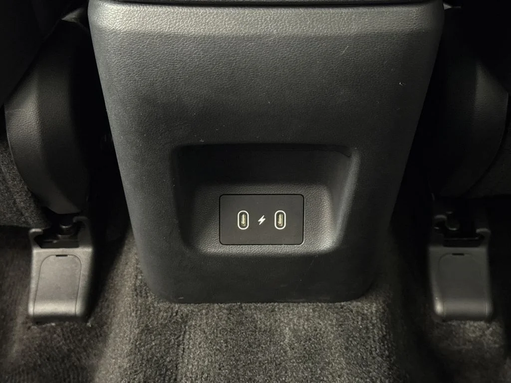 Used 2025 Gray Hyundai SEL Convenience image 14