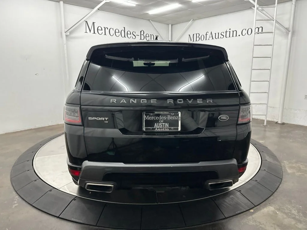 Used 2021  Land Rover HSE Silver Edition image 6