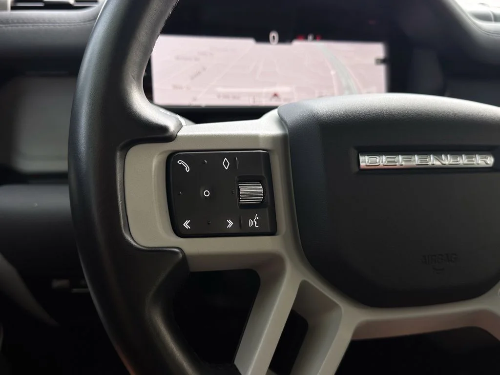 2023 Land Rover Defender X-Dynamic SE - Photo 14