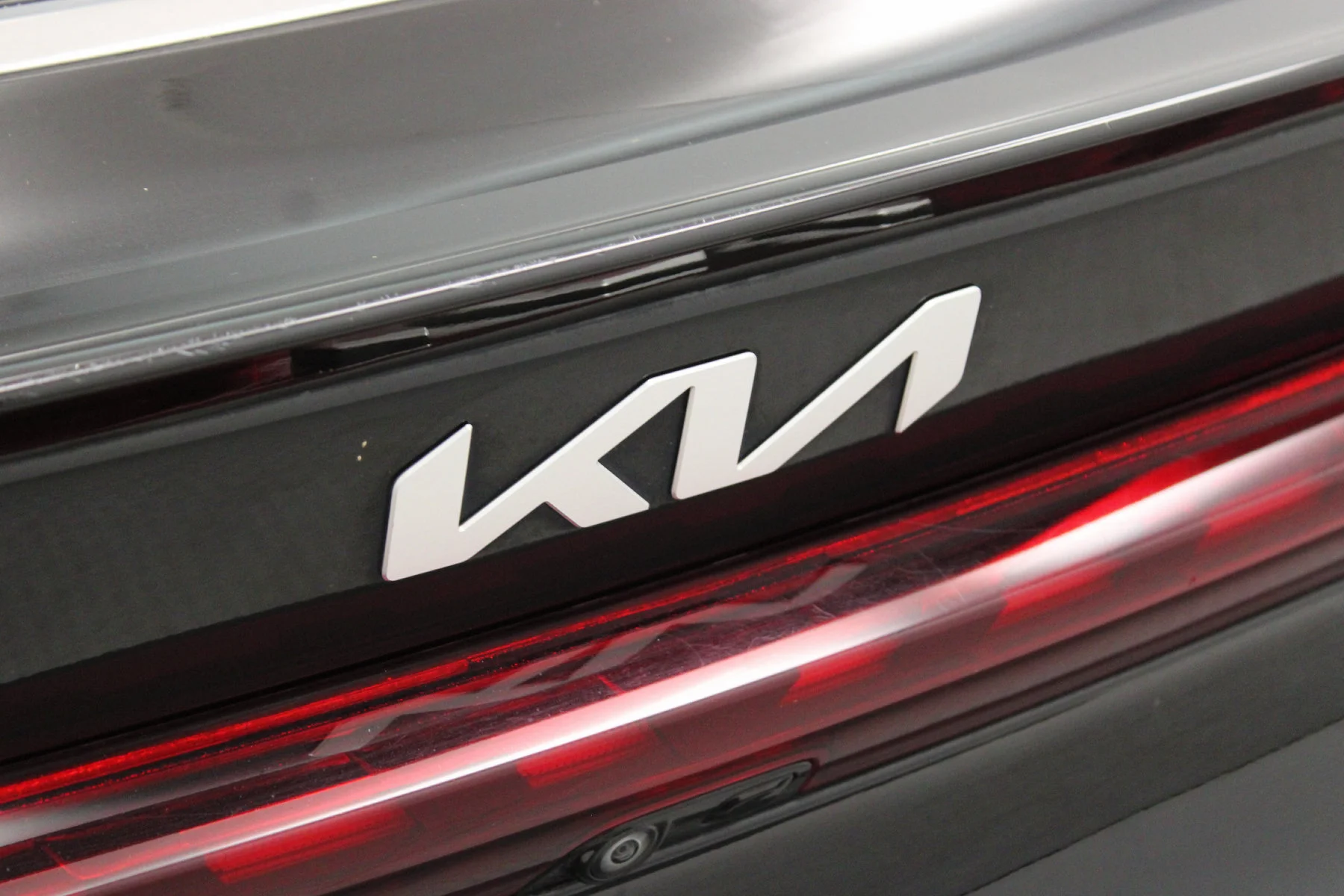 Used 2022 Ebony Black Kia GT-Line Auto FWD image 20