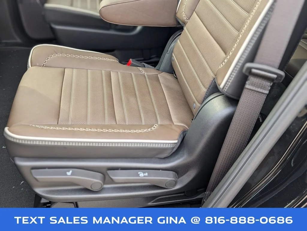 New 2026 Onyx Black GMC Denali Ultimate image 30