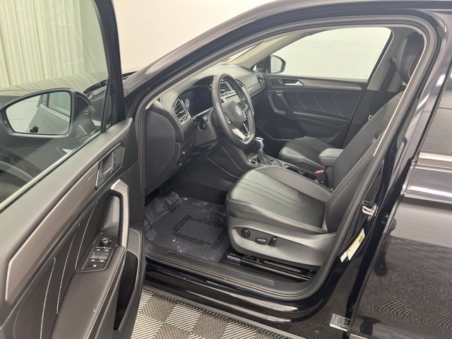 Used 2023 Black Volkswagen 2.0T SE image 12