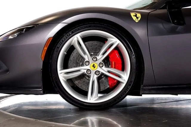 Certified Used 2023 Grigio 812S Opaco Ferrari  image 18