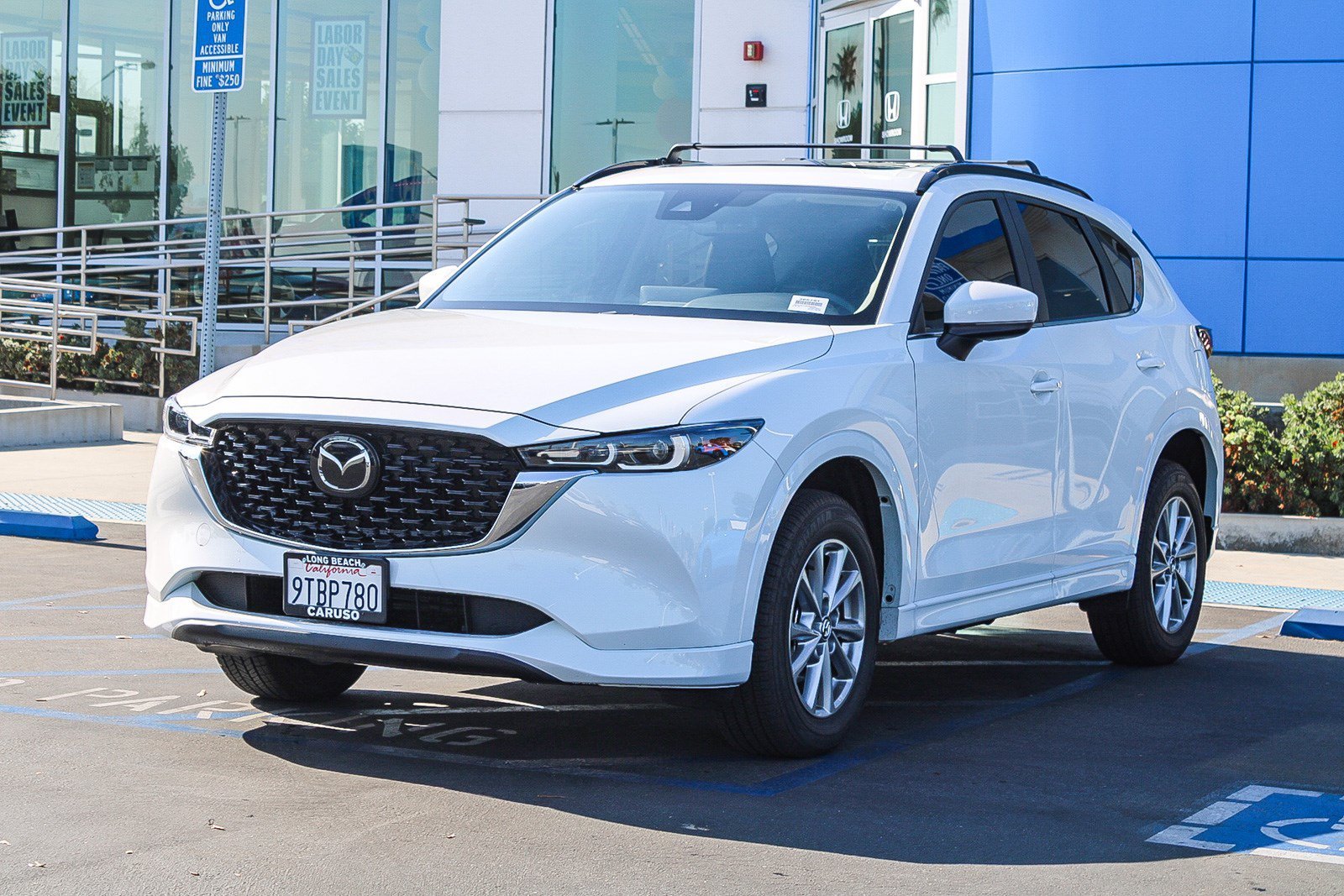 Used 2025 Rhodium White Metallic Mazda 2.5 S Preferred Package image 3