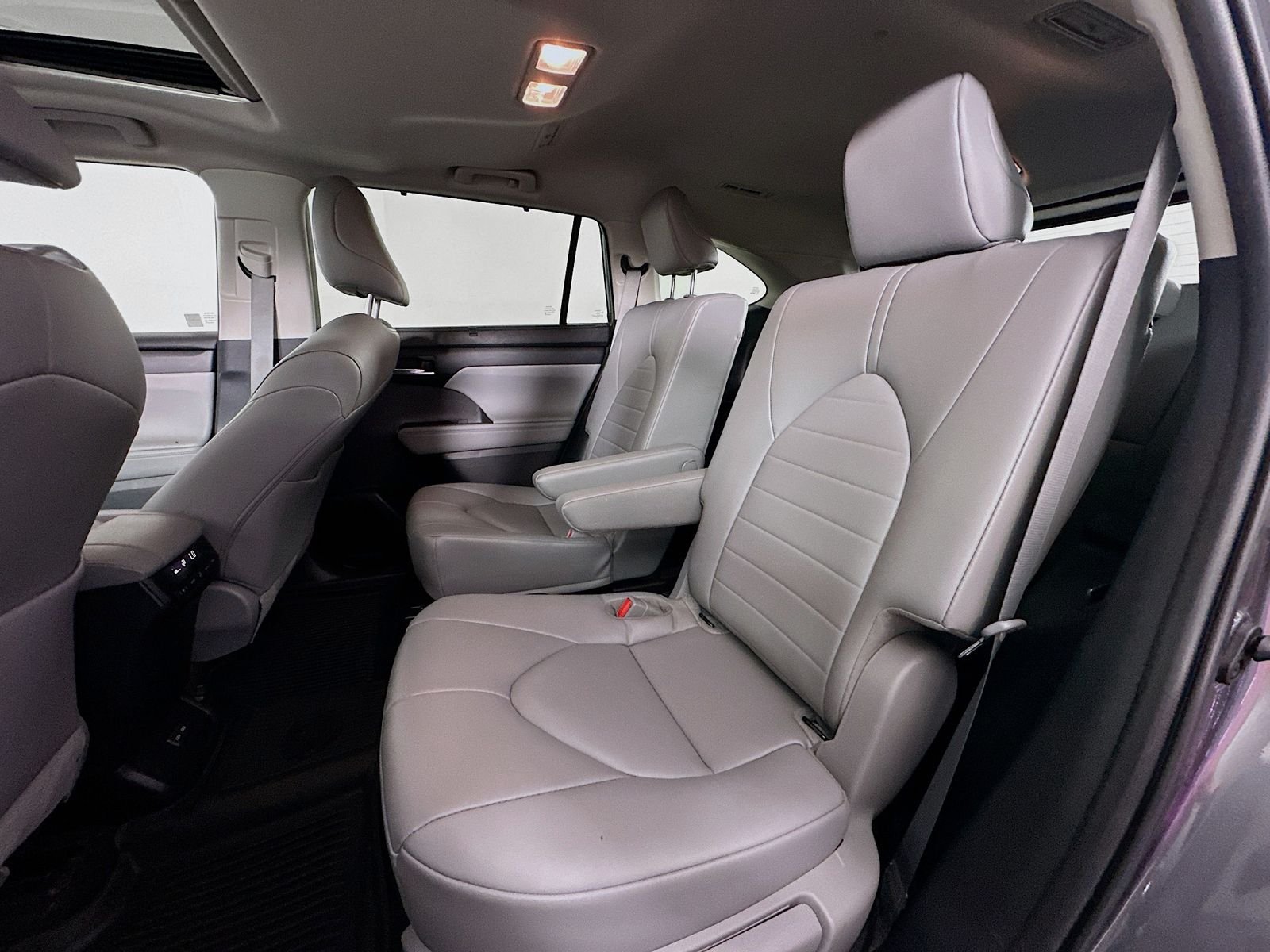 Used 2023 Magnetic Gray Metallic Toyota XLE image 25