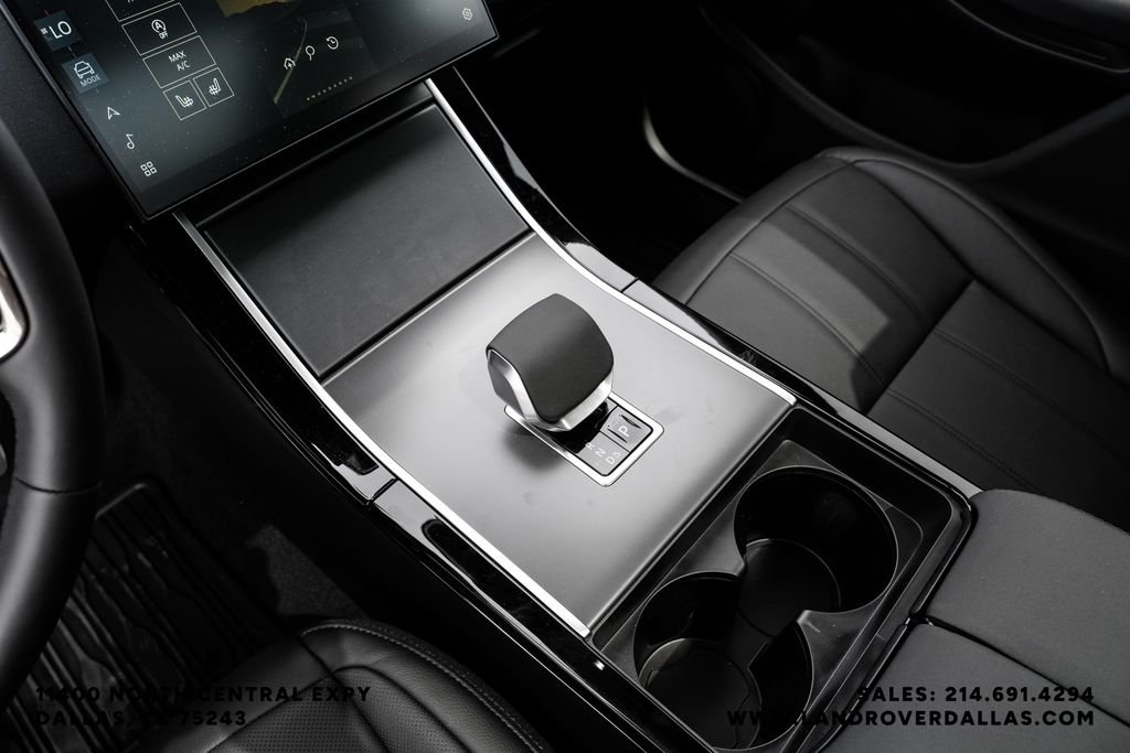 New 2026 Tribeca Blue Metallic Land Rover S image 27