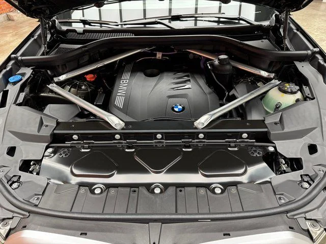 Used 2026 Green BMW xDrive40i image 26