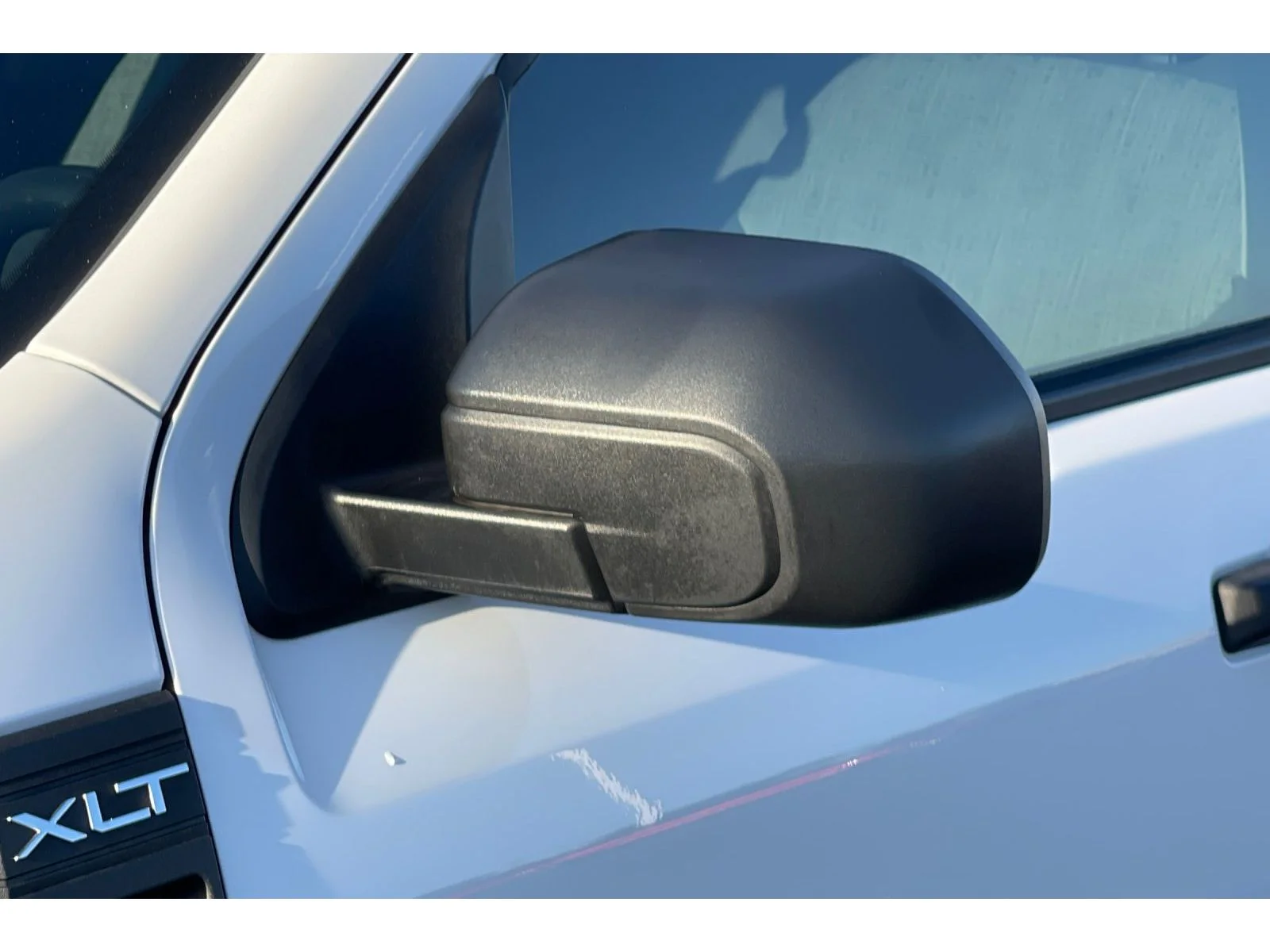 Used 2023 Oxford White Ford XLT image 12
