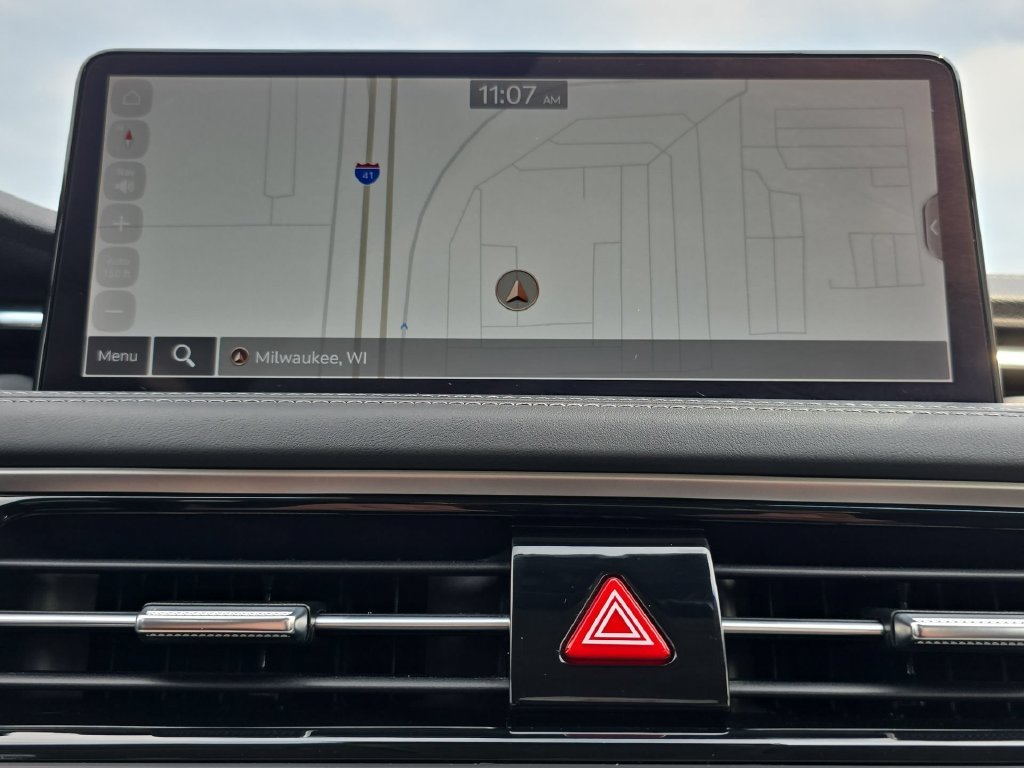 2025 GENESIS G70 Standard - Photo 28