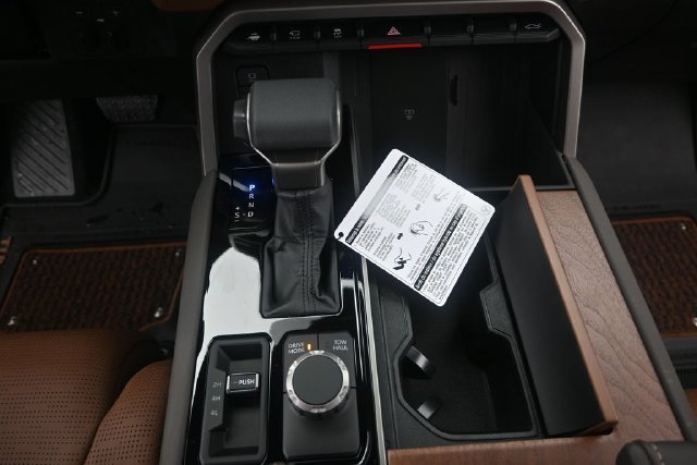 2026 Toyota Tundra 1794 Edition - Photo 8