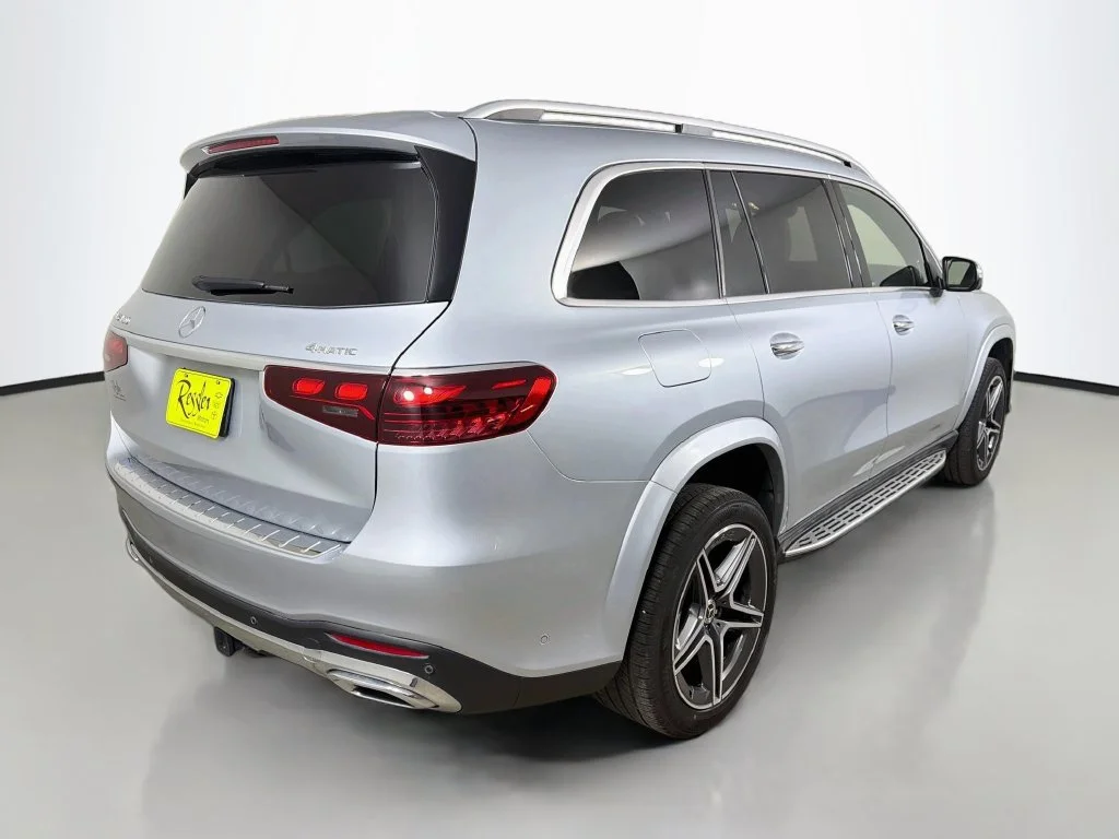 Used 2024  Mercedes-Benz GLS 450 image 6