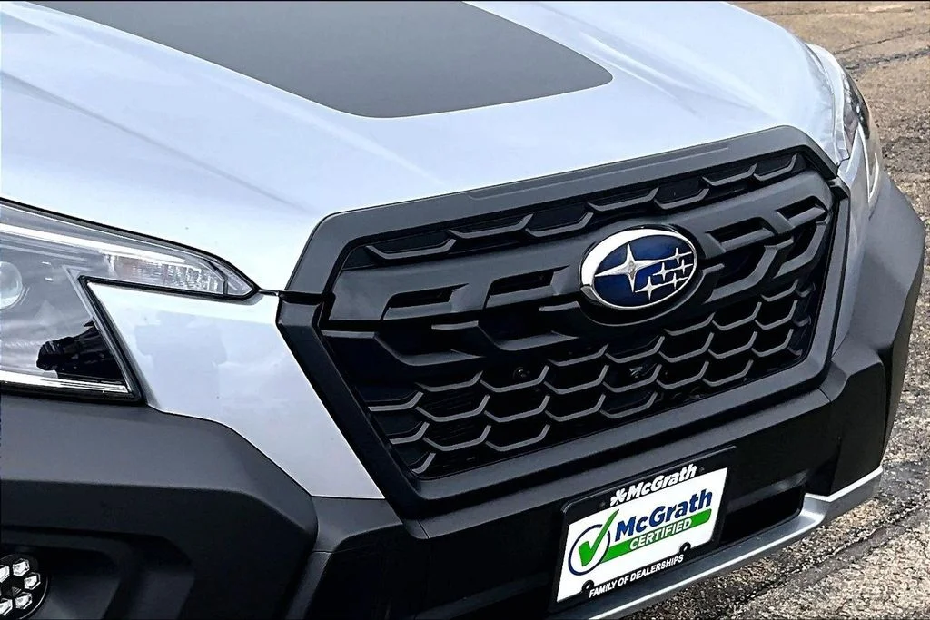 Certified Used 2025 Silver Subaru Wilderness image 34