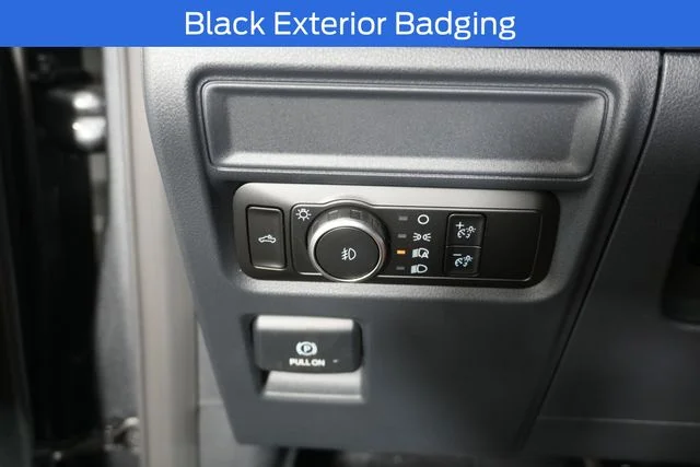 New 2026 Carbonized Gray Metallic Ford XLT image 18