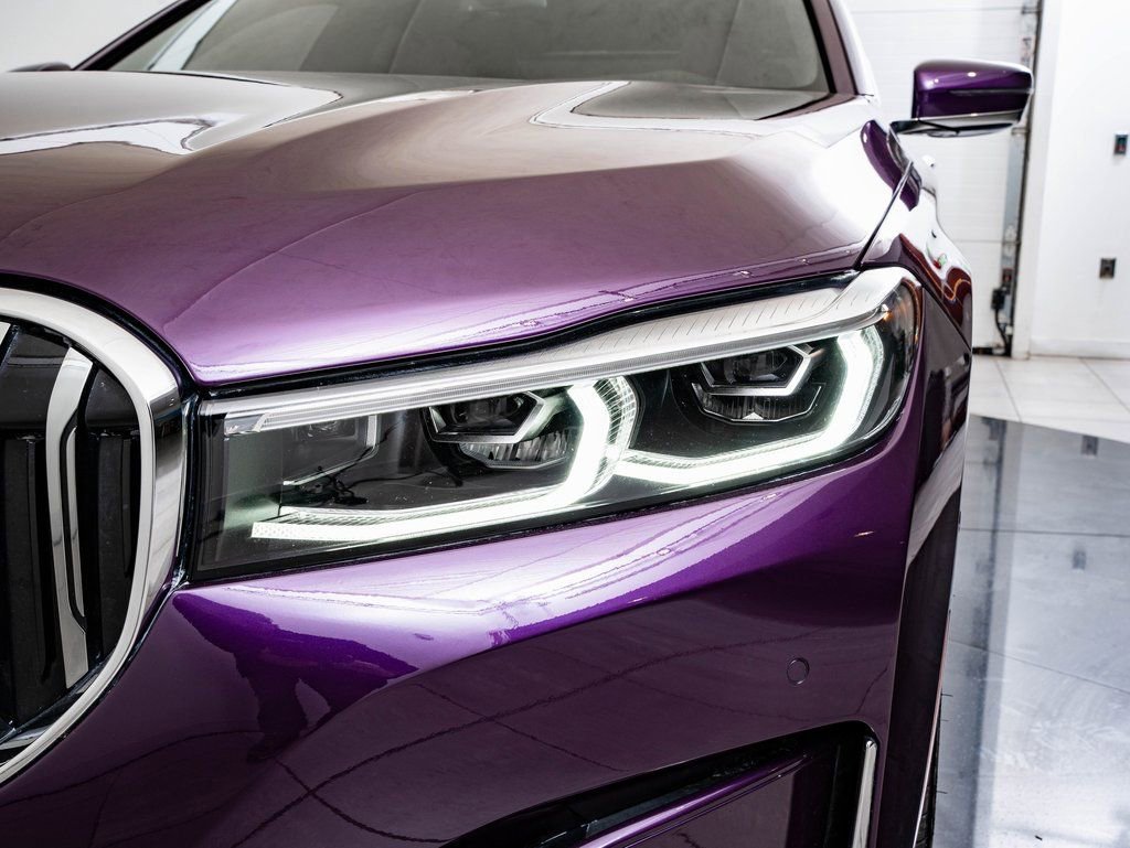 Used 2022 Twilight Purple Metallic BMW ALPINA B7 xDrive image 15