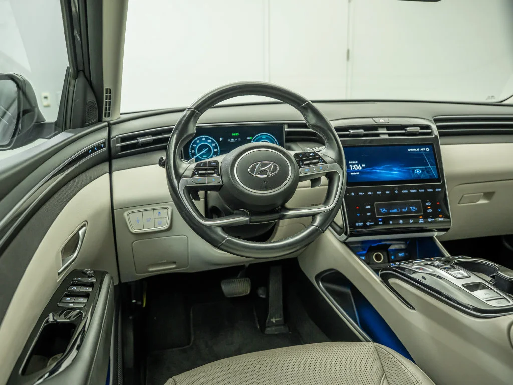 Used 2024 Amazon Gray Hyundai Limited image 32