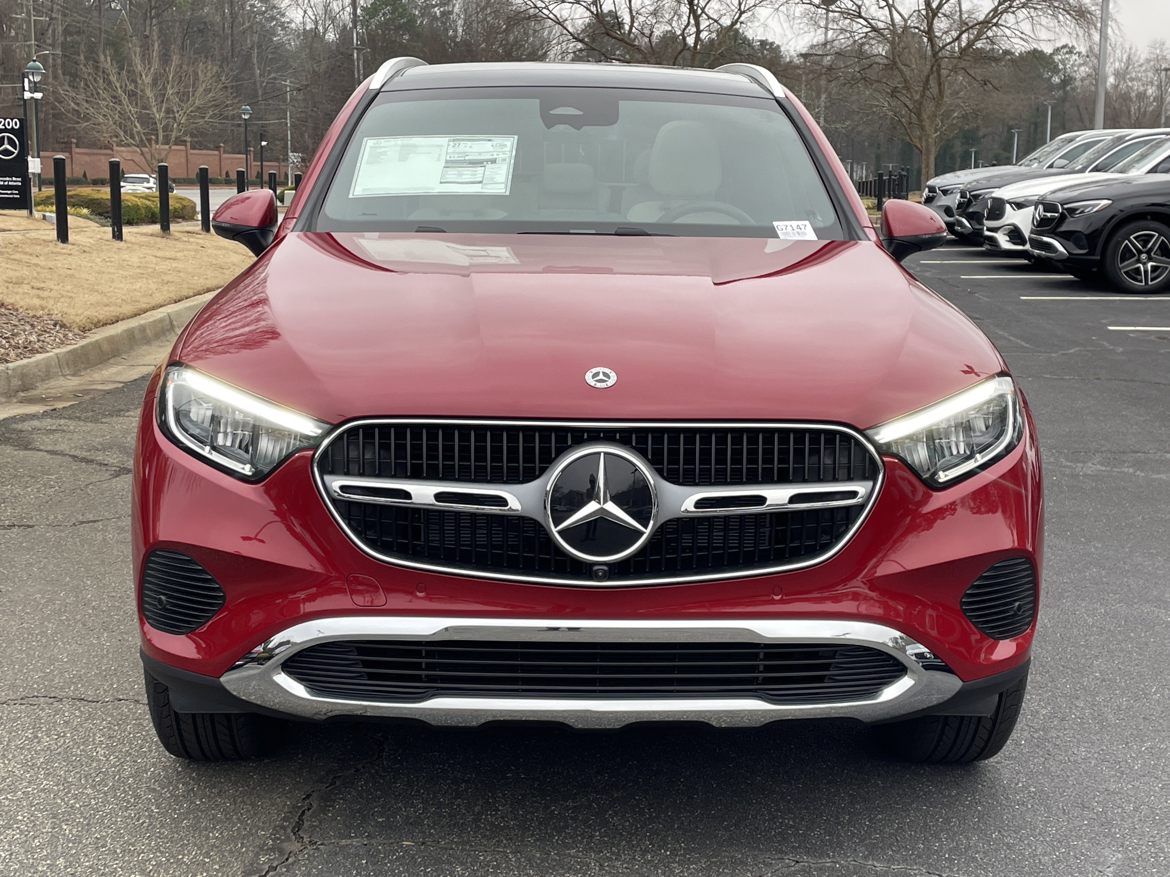 New 2026 MANUFAKTUR Patagonia Red Metallic Mercedes-Benz GLC 300 SUV image 3