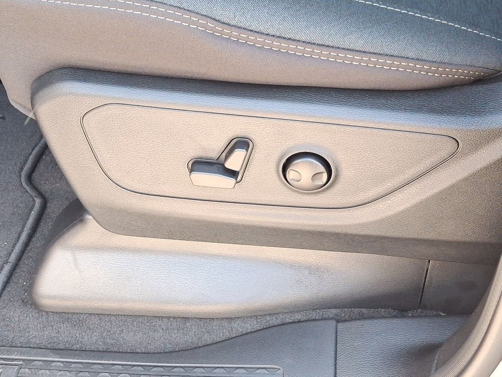 2025 RAM 1500 Big Horn/Lone Star - Photo 21