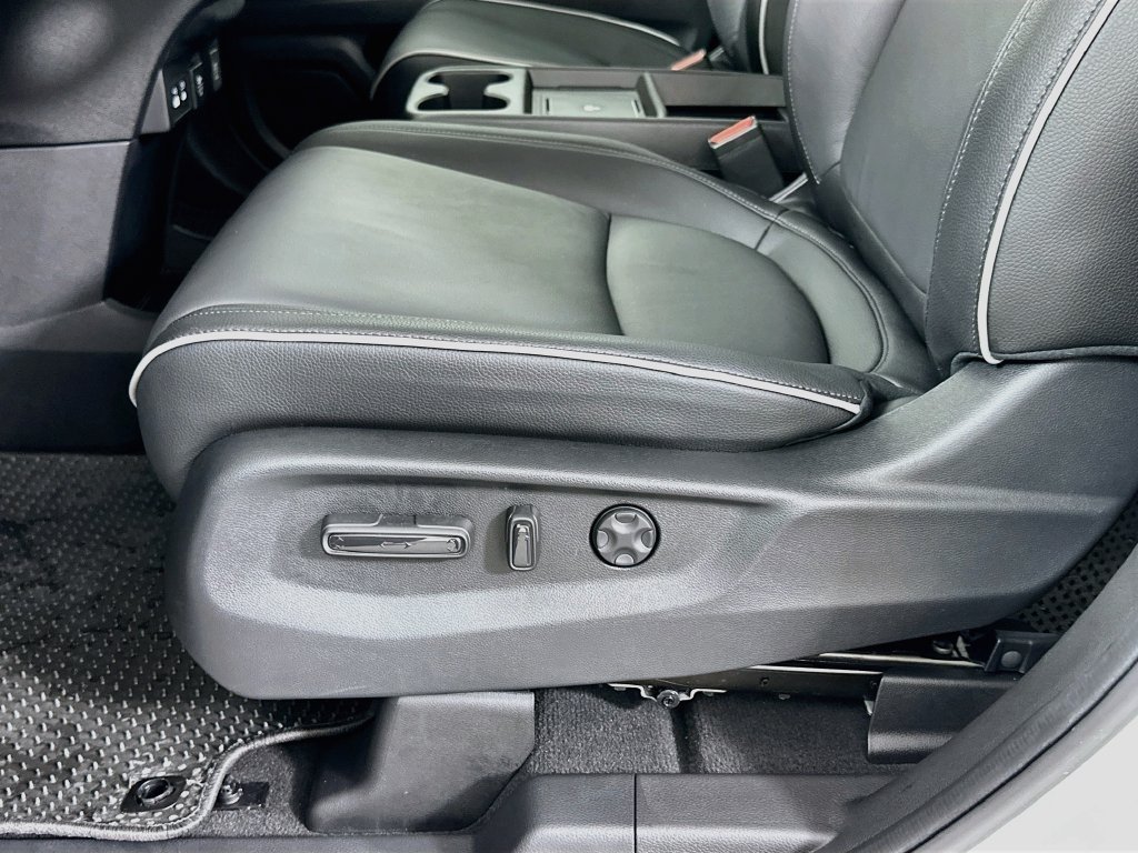 2026 Honda Odyssey Touring - Photo 18