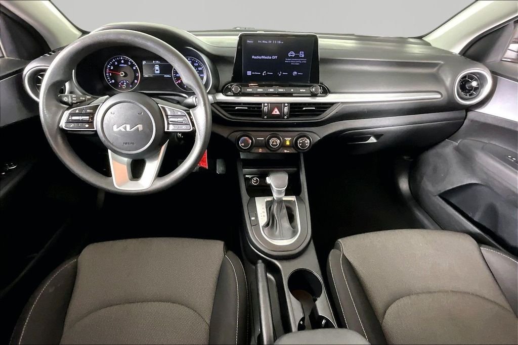 2024 Kia Forte LXS - Photo 7