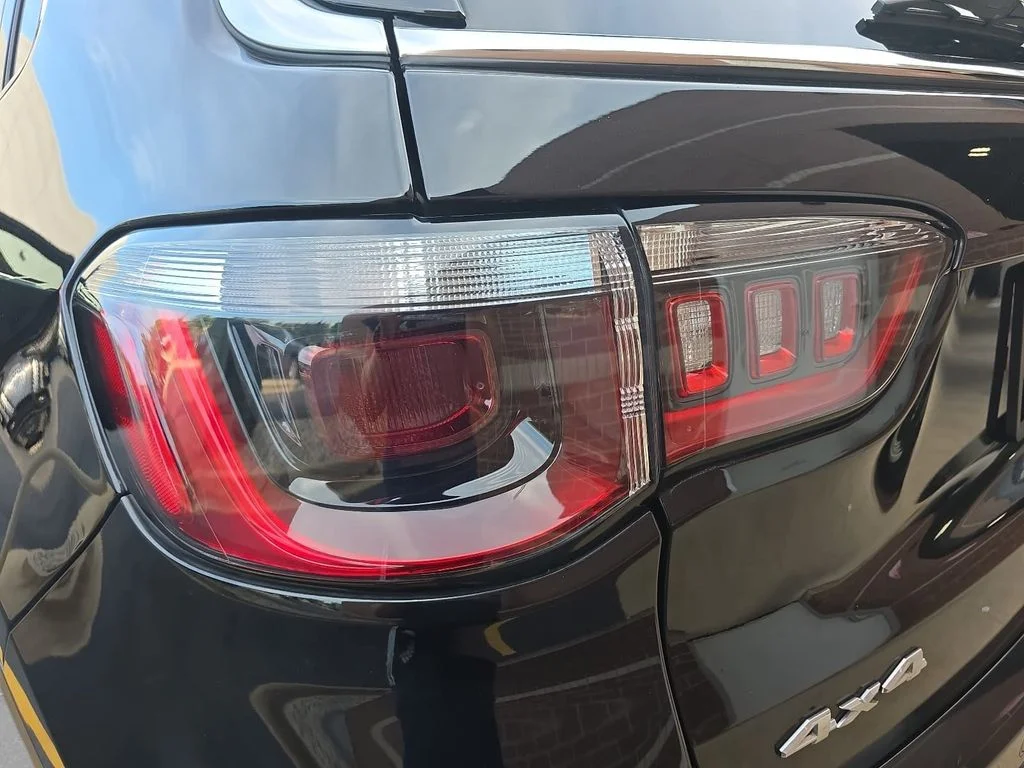 Used 2022 Black Jeep Limited image 29