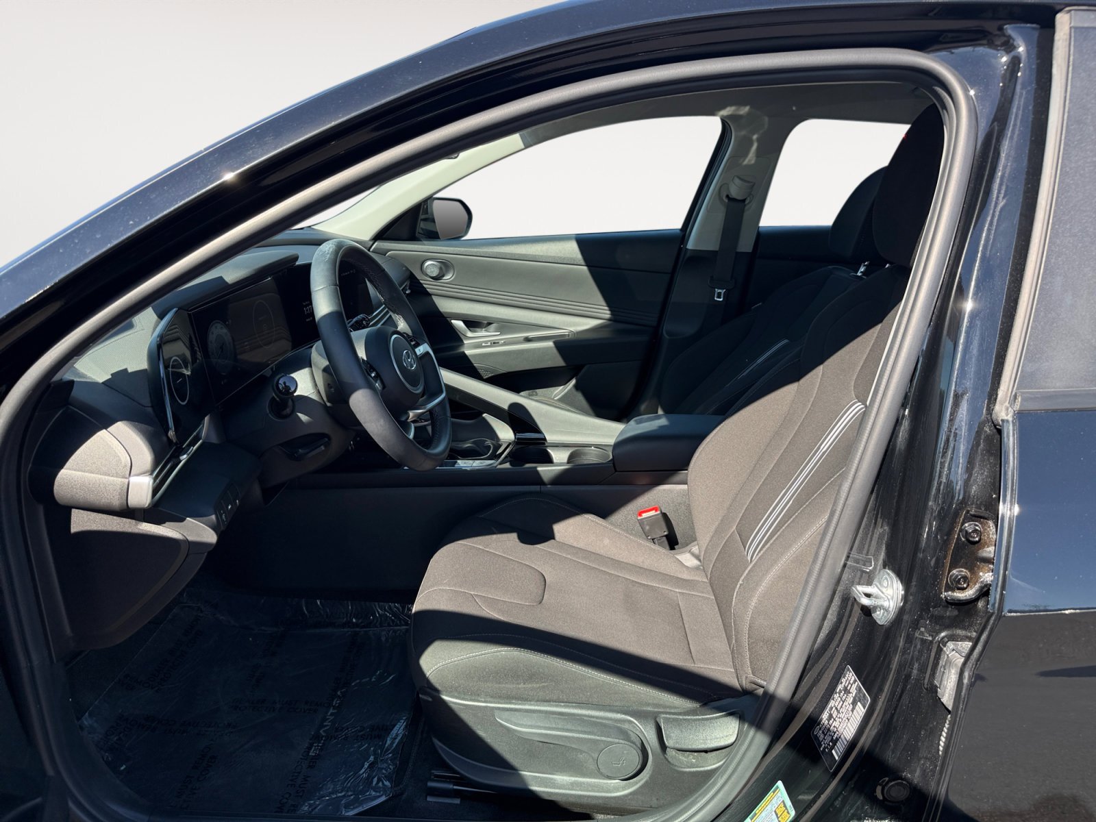 Certified Used 2023 Onyx Black Hyundai SEL image 10