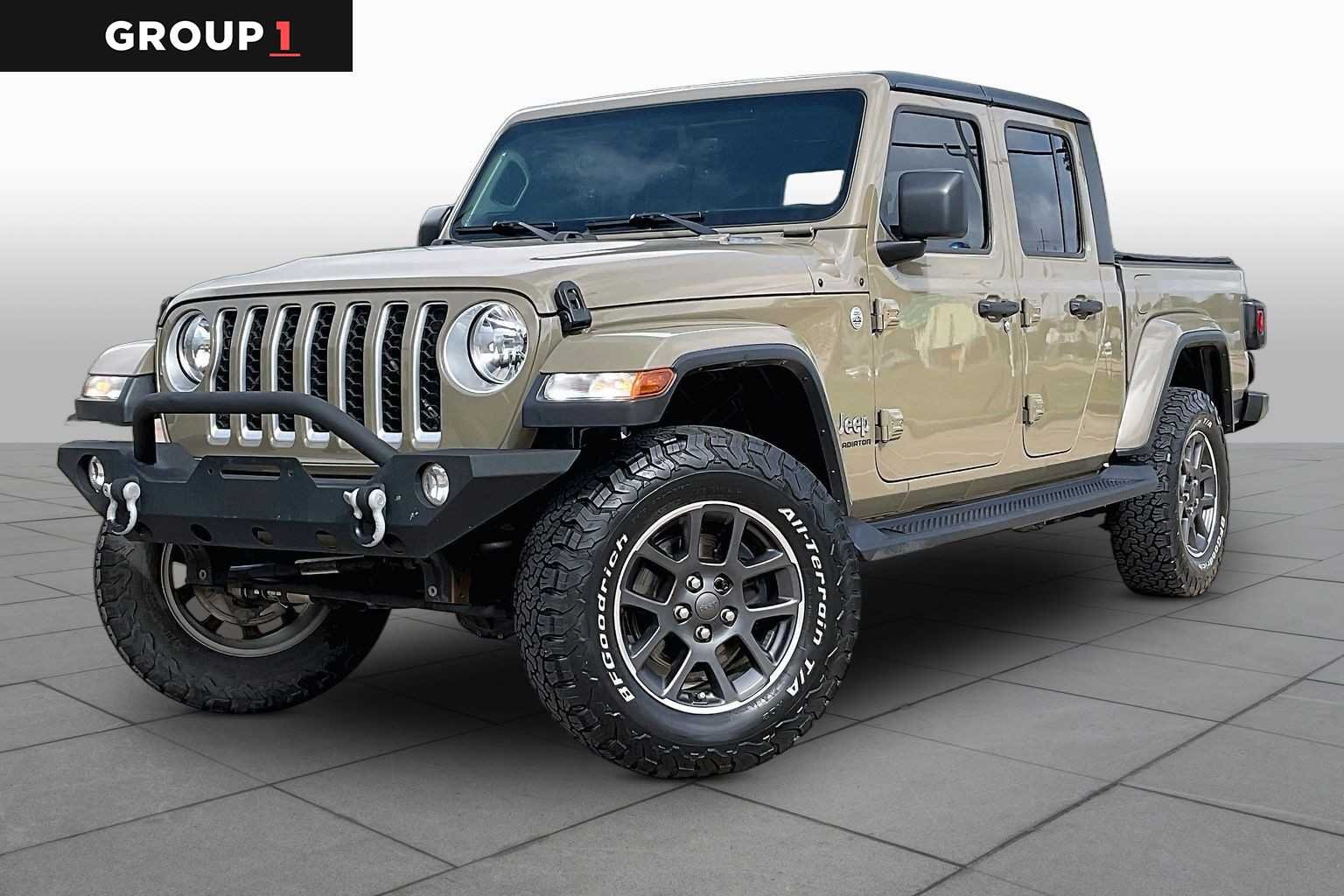 2020 Jeep Gladiator Overland's photo