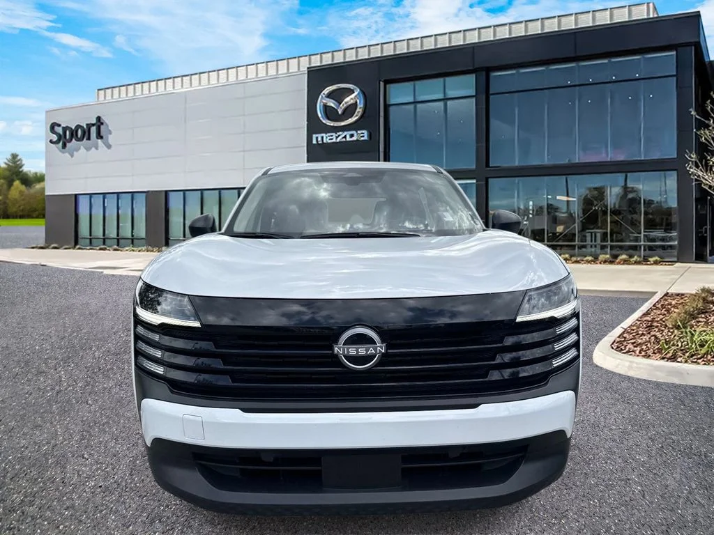 Used 2025 White Nissan S image 8