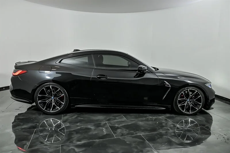 Used 2021 Black Sapphire Metallic BMW Competition image 10