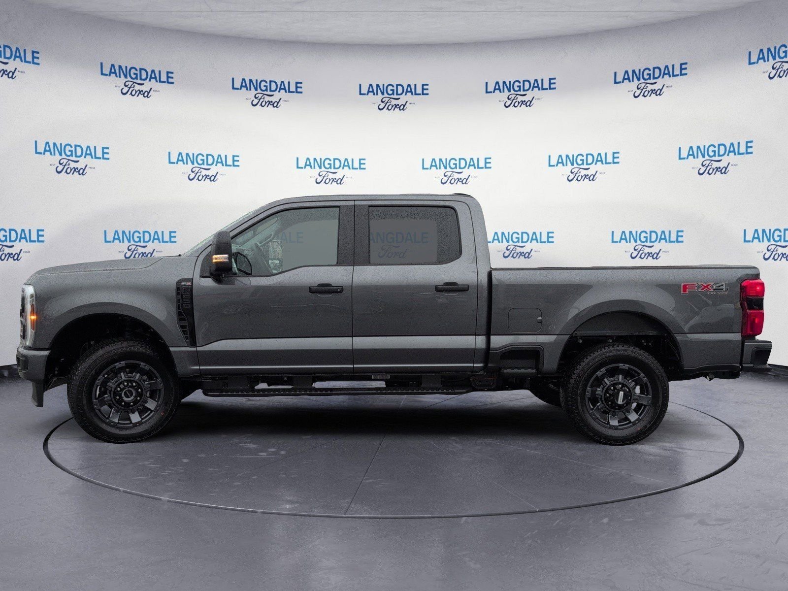 New 2026 Carbonized Gray Metallic Ford XL image 10