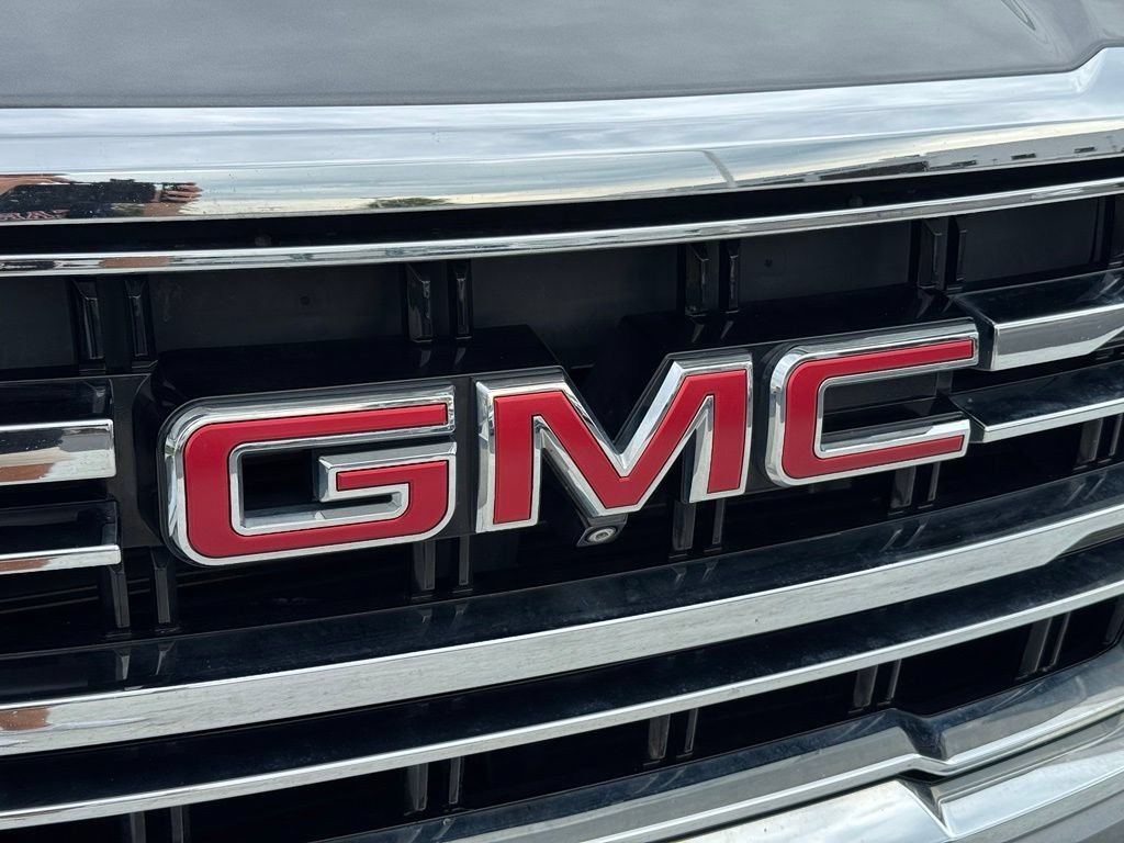 Used 2022 Satin Steel Metallic GMC SLT image 9