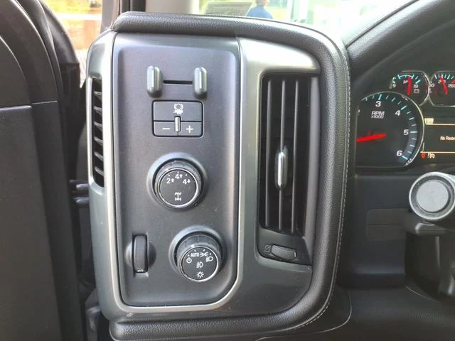 Used 2015 Gray Chevrolet LTZ image 20