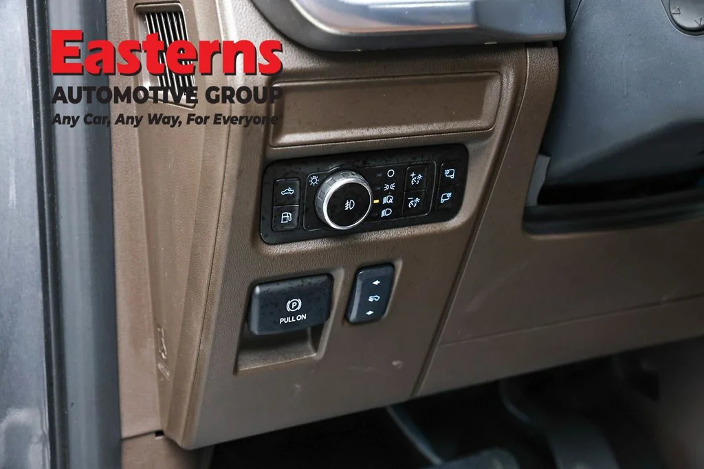 Used 2025 Gray Ford King Ranch image 25